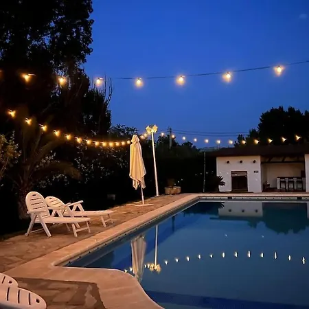 De Campo Con Piscina En La Sierra De Cadiz בקתה וייאמרטין
