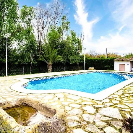 De Campo Con Piscina En La Sierra De Cadiz